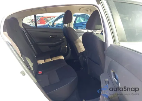 2022 Nissan Sentra Sv Xtronic Cvt z USA, uszkodzony, nr VIN 3N1AB8CV1NY230795